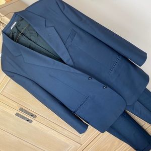 Beautiful merino wool italian suit mens